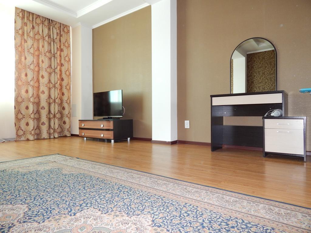 Sky House Astana Hotel Room photo